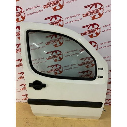 Двері передні праві комплектні Fiat Doblo 2006- 51847704